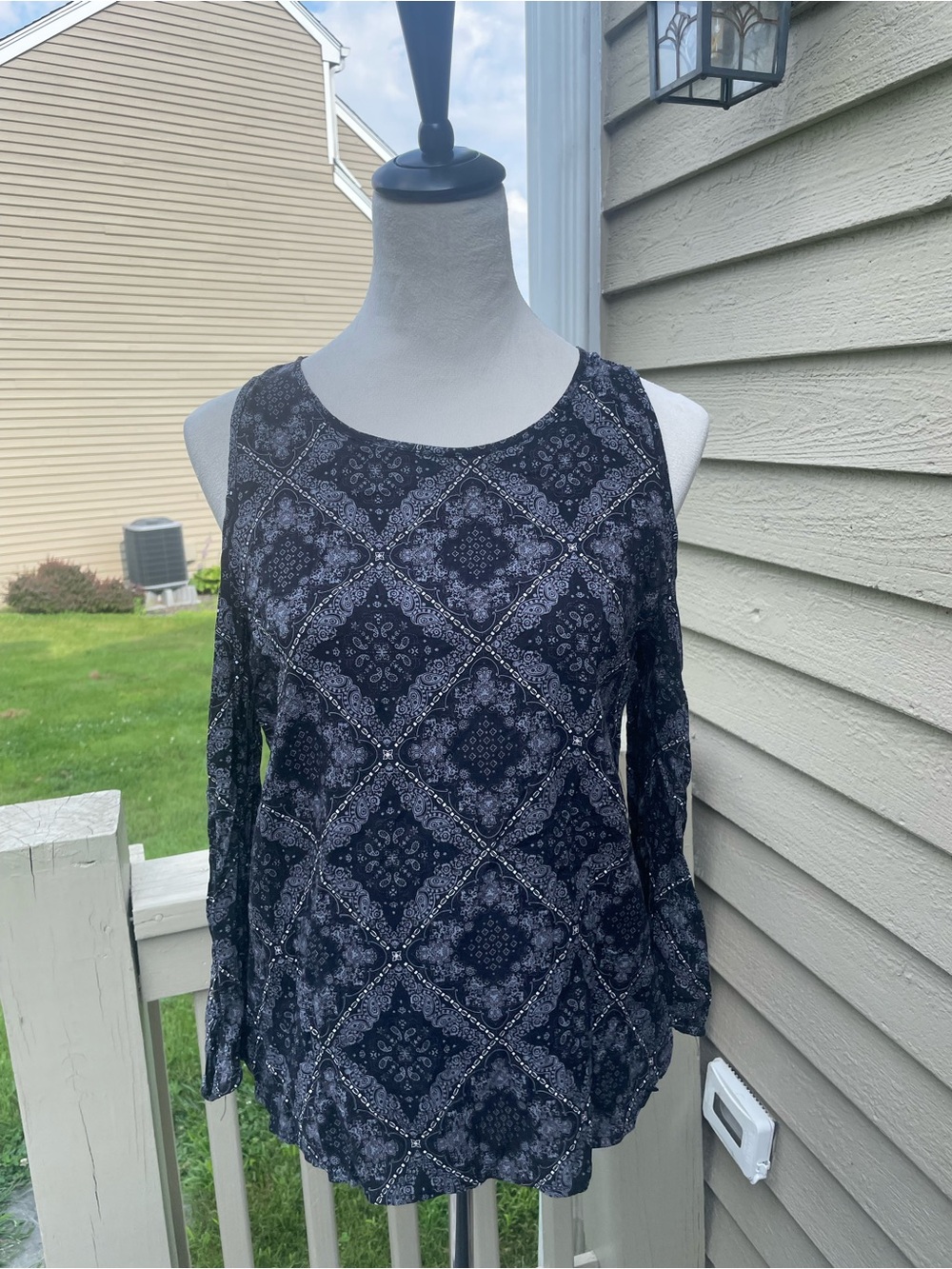 Papermoon Black Patterned Cold-Shoulder Blouse